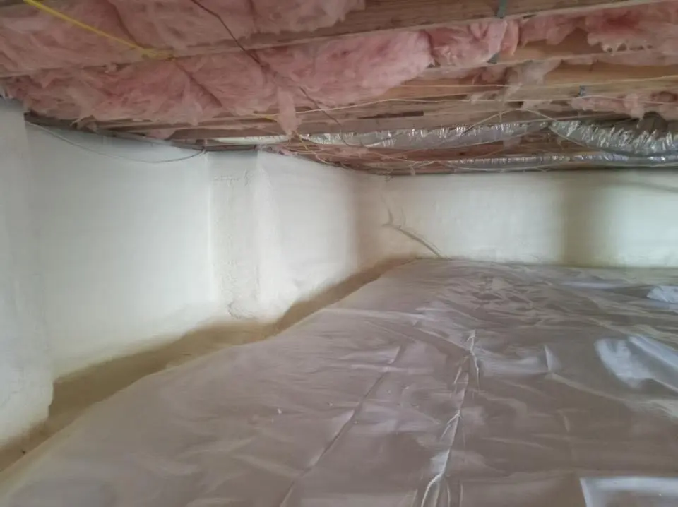 Crawl space encapsulation with closed-cell spray foam for Flat Roof Repair in Wright City